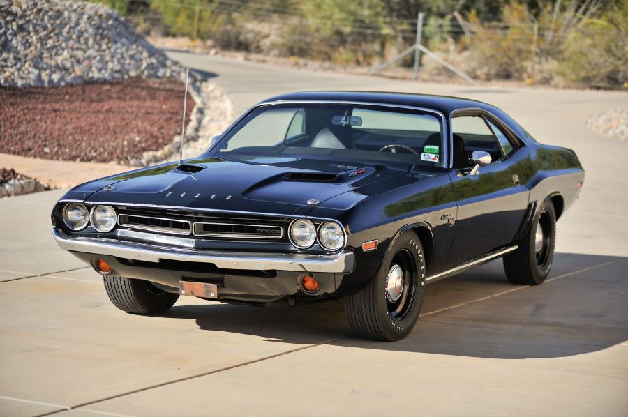  Dodge Challenger R/T Hemi 1971 года  (фото 1 из 17)